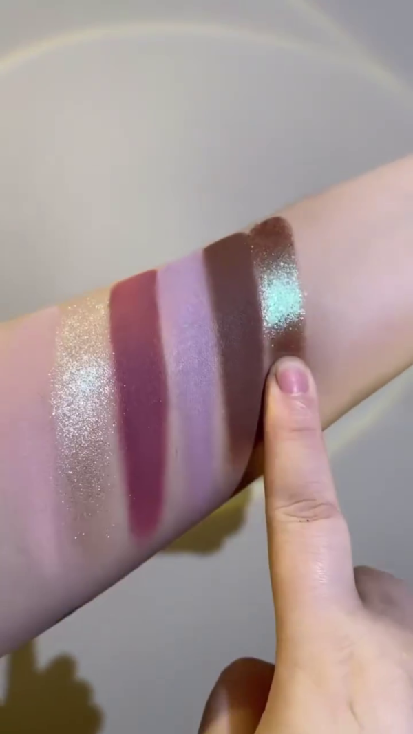 8-Shade Multi-Finish Eyeshadow Palette Featuring Matte, Shimmer & Glitter Textures – Includes Unique Shades like Coral, Dandelion, Resin, Lamper & More for Versatile Day-to-Night Looks - Image 2