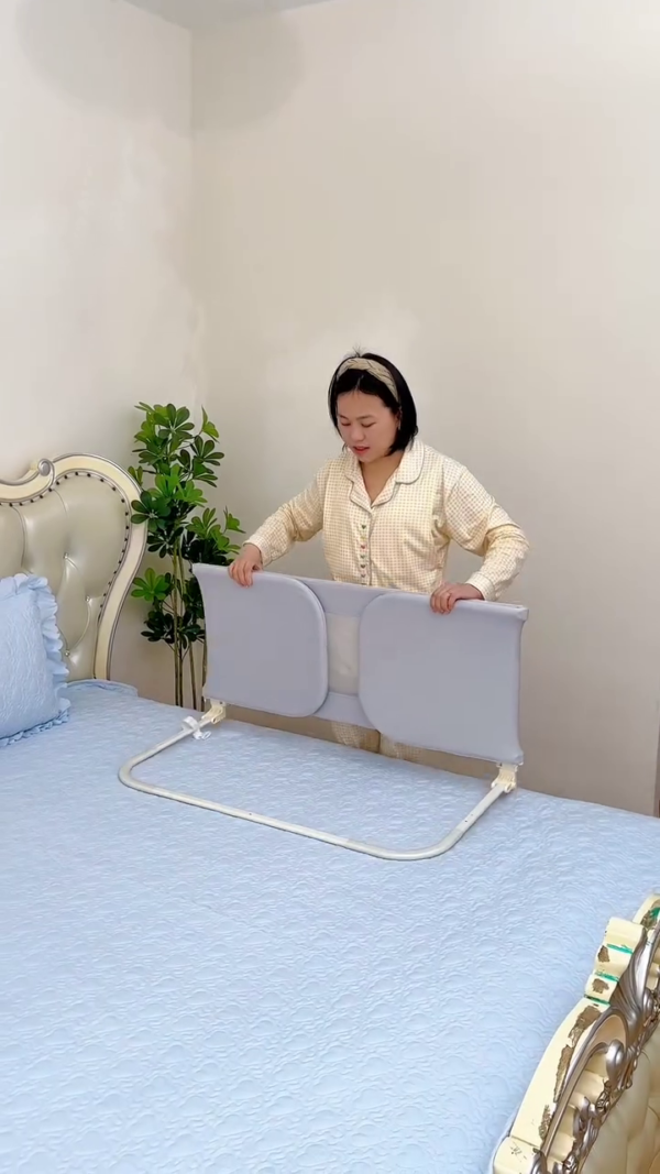 Adjustable Foldable Baby Bedside Sleeper and Safety Guard Rail – Portable Infant Co-Sleeping Barrier with Soft Breathable Mesh and Secure Frame for King or Queen Beds – Ideal for Newborns and Toddlers