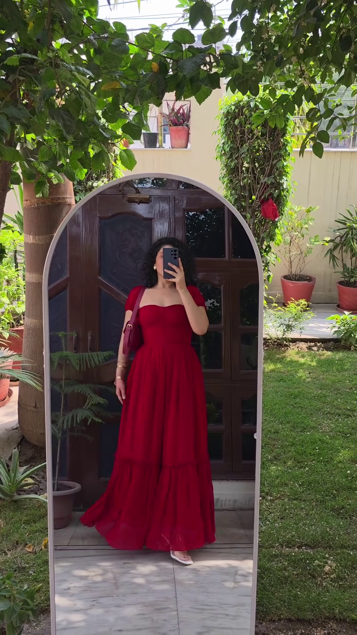 An Ode to the Artisans: The Masters Behind India’s Rich Legacy of Handwoven Ethnic Elegance