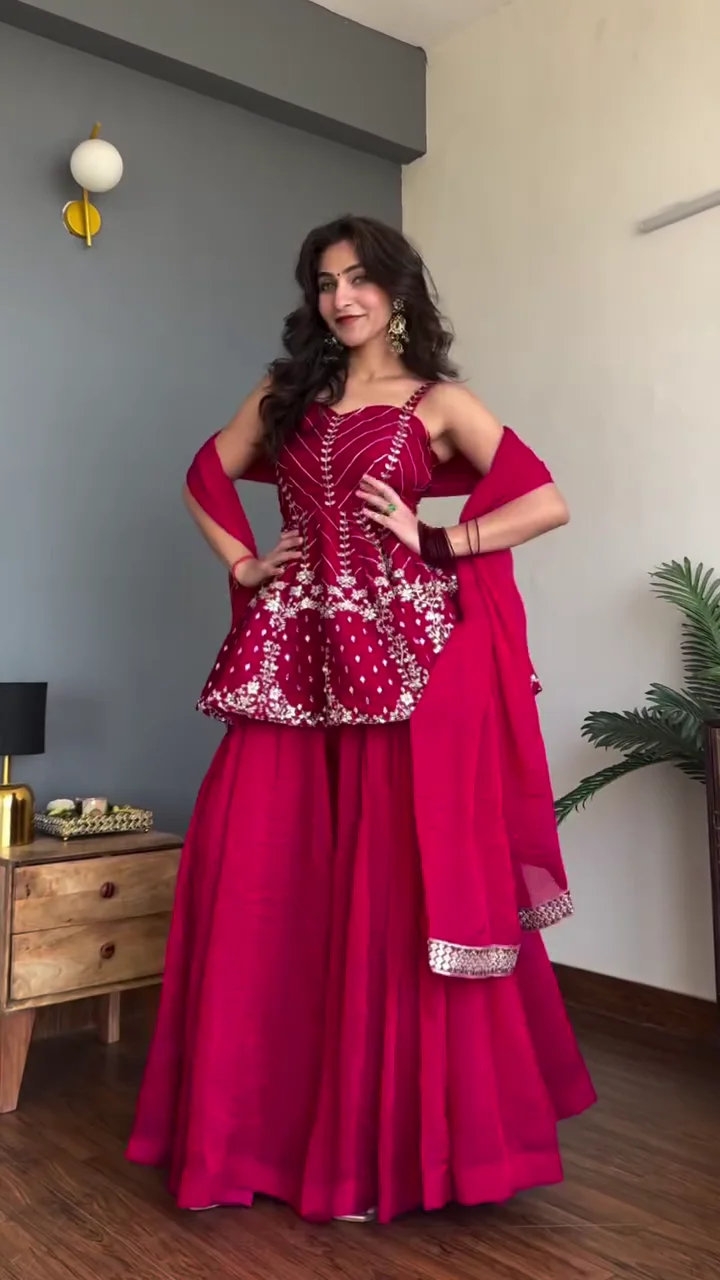 Women’s Elegant Pink Sharara Set – Graceful Ethnic Outfit with Flared Sharara Pants and Stylish Kurti for Festive and Party Wear - Image 2
